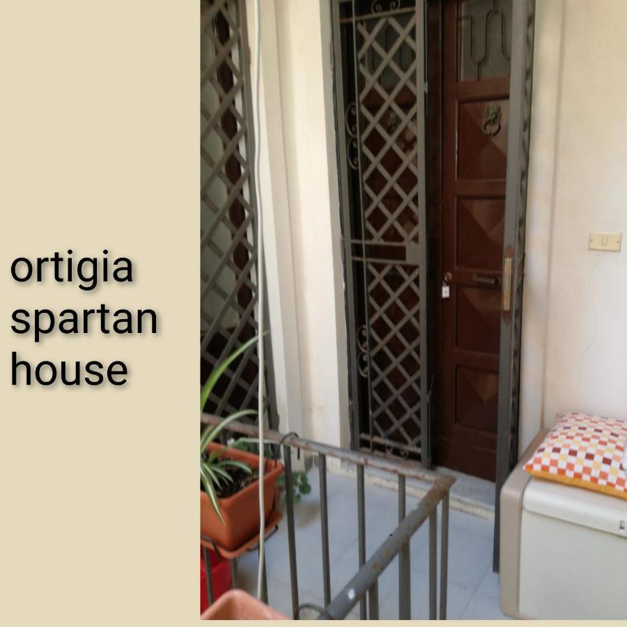 Ortigia Spartan House 2 Syracuse Exterior foto